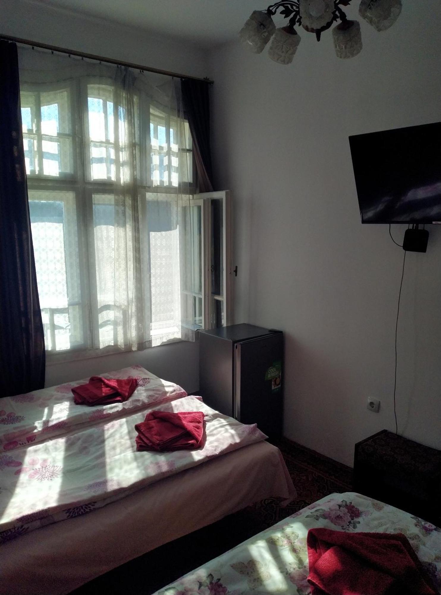 Mercury Guest House Велико-Тирново Екстер'єр фото