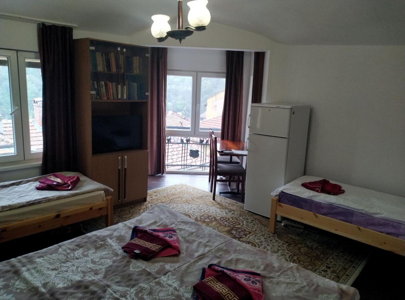 Mercury Guest House Велико-Тирново Екстер'єр фото
