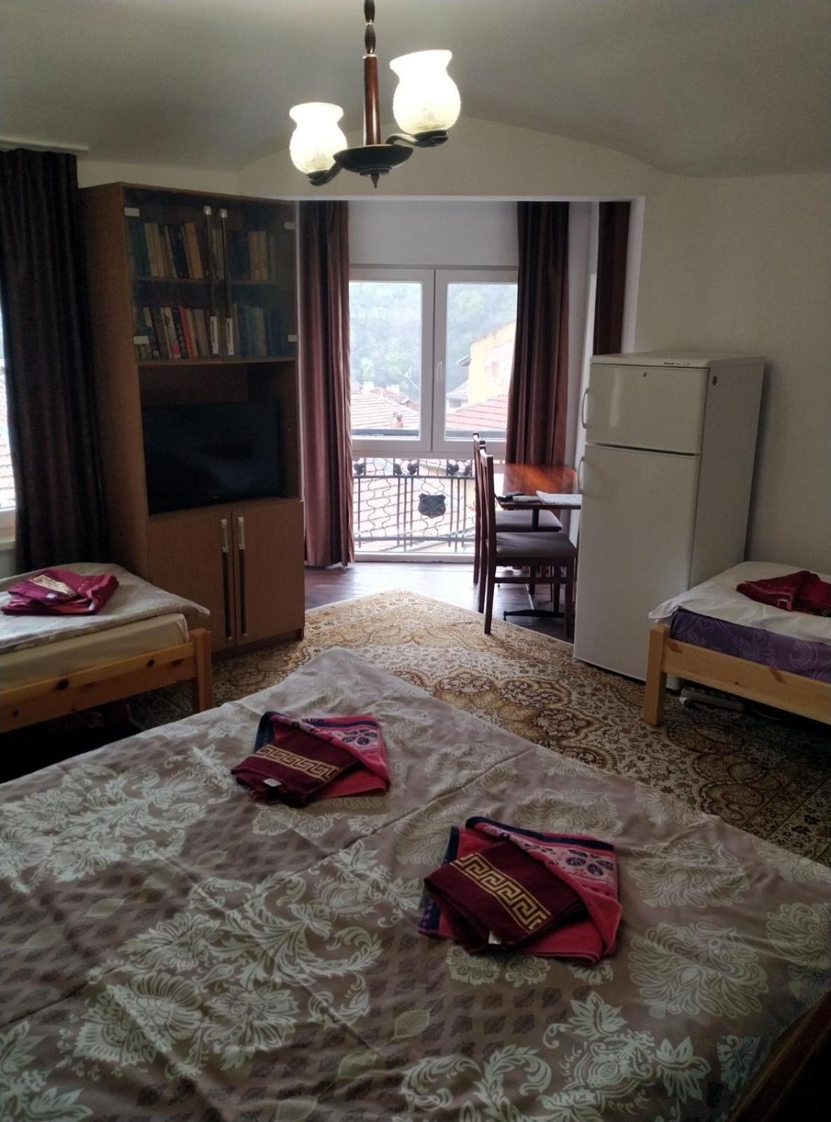 Mercury Guest House Велико-Тирново Екстер'єр фото